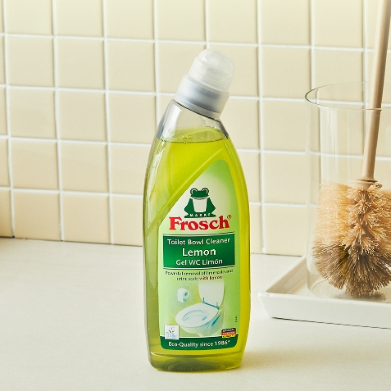 Chai Dung Dịch Tẩy Bồn Cầu Frosch 750ml Hương Chanh